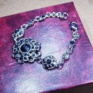 Gorgeous Silver Tone Shiny Black Mirror Crystals Bracelet 7.5" Long